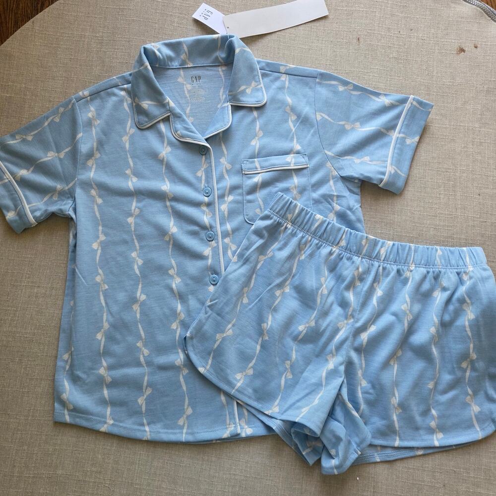 Gap Girl's Blue Ribbon Pajama Short Set - Picture 2 of 6